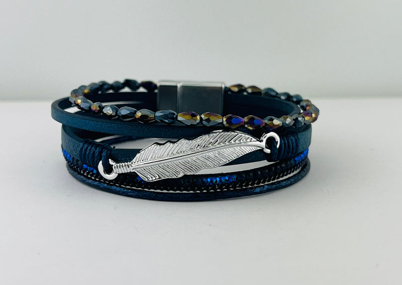 “leaf” Leather magnetic bracelet