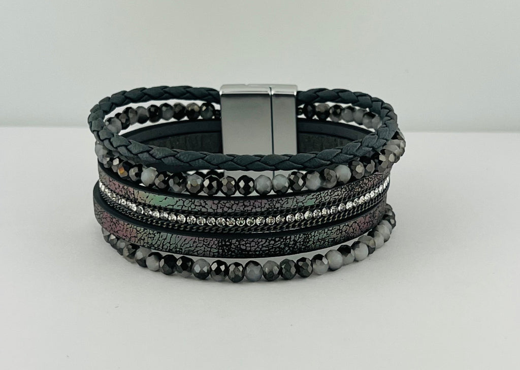 Wide leather magnetic bracelet