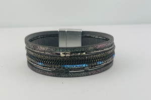 Narrow magnetic bracelet