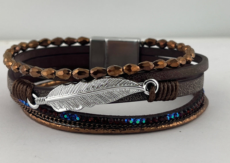 “leaf” Leather magnetic bracelet