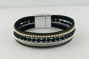 Narrow magnetic bracelets