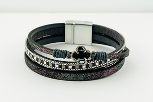 Narrow leather magnetic bracelet