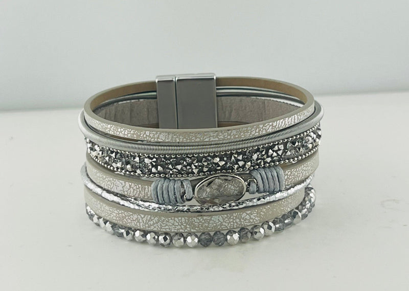 Wide leather magnetic bracelet