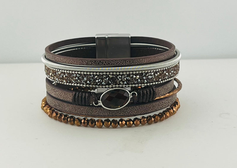 Wide leather magnetic bracelet